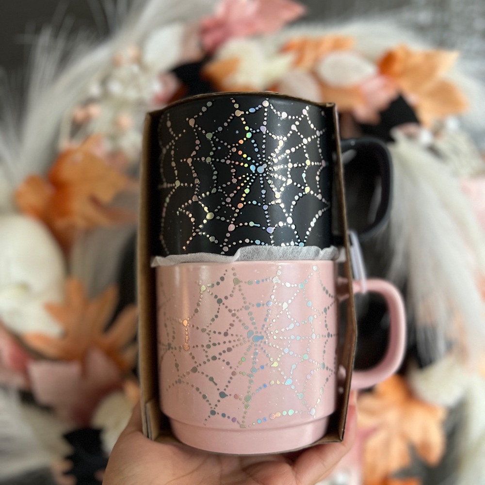 LAST ONE✨NEW🕸️Cobwebs and Cauldrons Iridescent Spiderweb Stackable Mug Set💖 - Picture 7 of 7